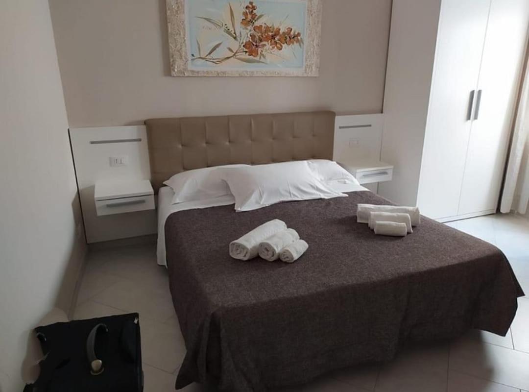 B&B Atena Gallipoli Bagian luar foto