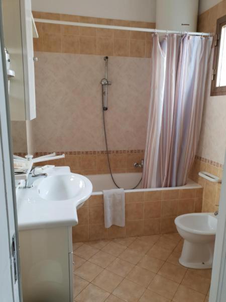 B&B Atena Gallipoli Bagian luar foto